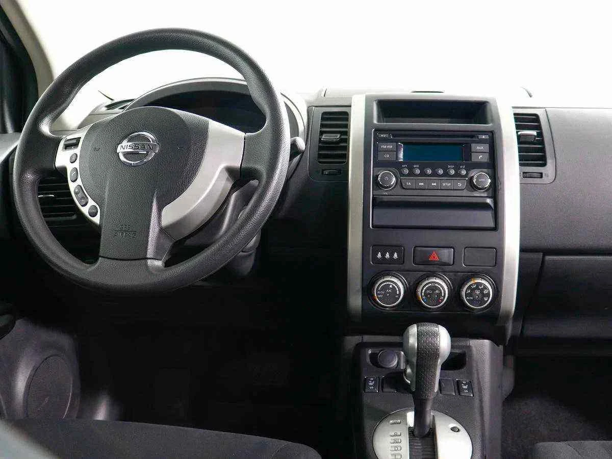 Nissan X-Trail, Черный, 2013, Вариатор, 141 л.с., цена от 1 090 000 руб.