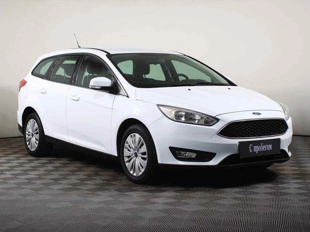 Ford Focus, Белый, 2017, Робот, 105 л.с., цена от 749 000 руб.