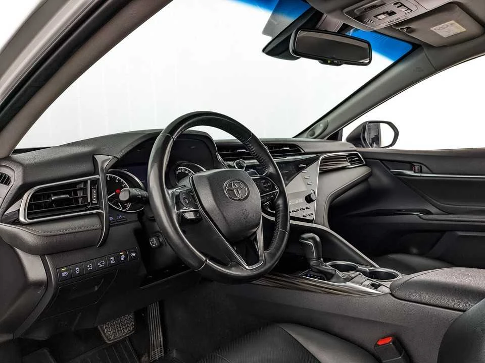 TOYOTA CAMRY, Белый, 2020, Автоматическая, 249 л.с., цена от 2 390 400 руб.