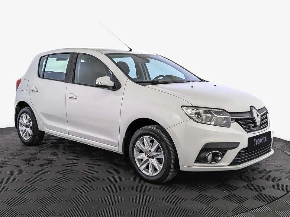 RENAULT SANDERO, Белый, 2018, Автоматическая, 102 л.с., цена от 732 800 руб.