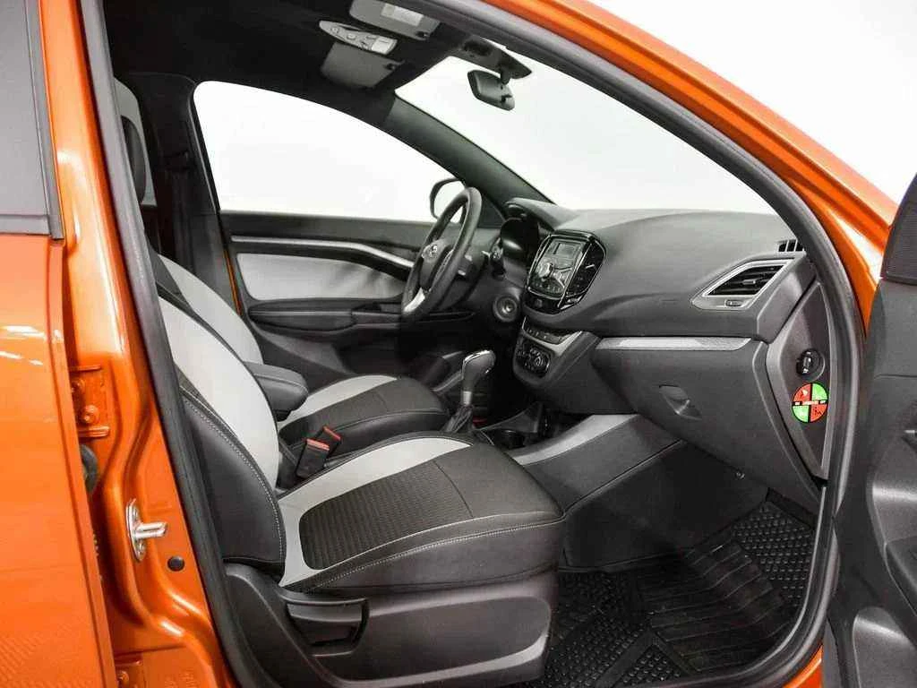 LADA Vesta SW Cross, Оранжевый, 2021, Вариатор, 116 л.с., цена от 994 000 руб.