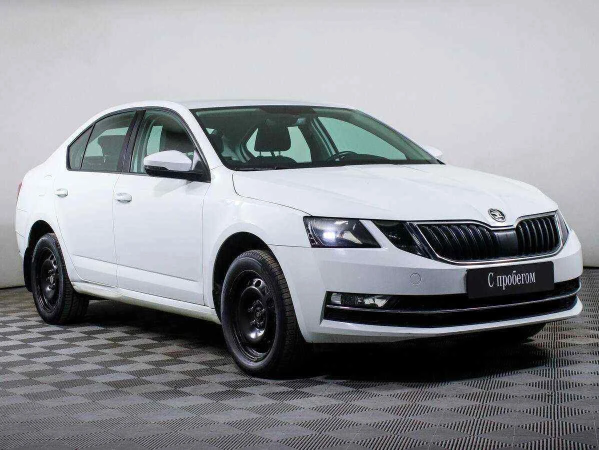 Skoda Octavia, Белый, 2017, Автоматическая, 110 л.с., цена от 990 000 руб.