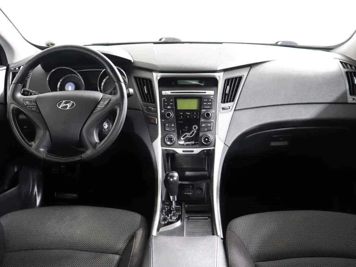 Hyundai Sonata, Черный, 2012, Автоматическая, 150 л.с., цена от 735 000 руб.