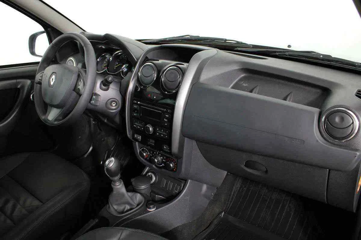 Renault Duster, Коричневый, 2016, Механическая, 143 л.с., цена от 980 000 руб.