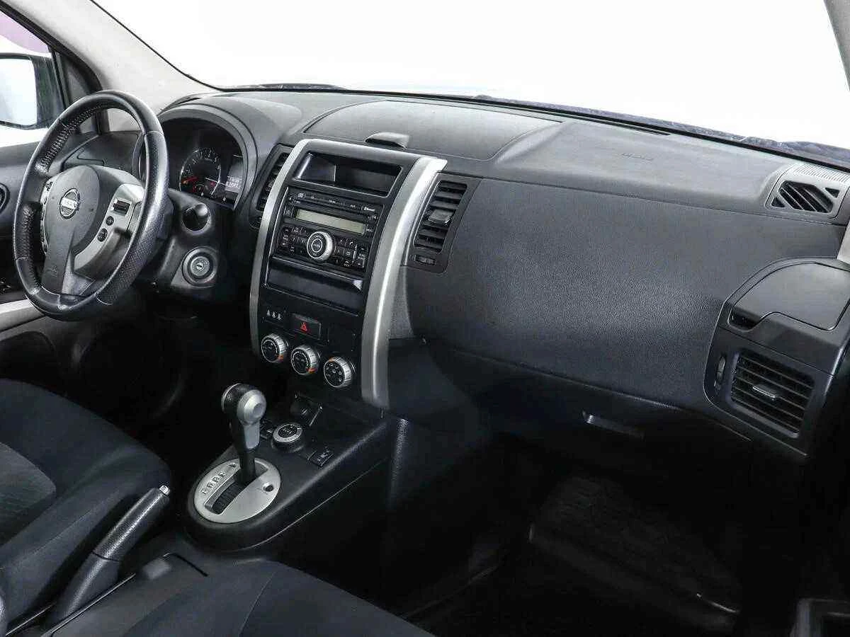 Nissan X-Trail, Фиолетовый, 2013, Вариатор, 141 л.с., цена от 798 000 руб.