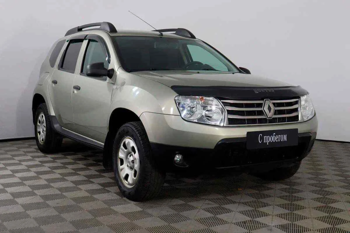 Renault Duster, Бежевый, 2015, Механическая, 102 л.с., цена от 949 000 руб.