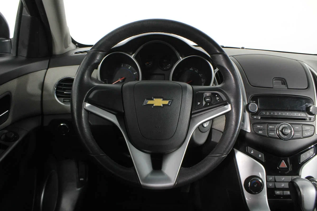 Chevrolet Cruze, Серый, 2013, Вариатор, 141 л.с., цена от 446 000 руб.