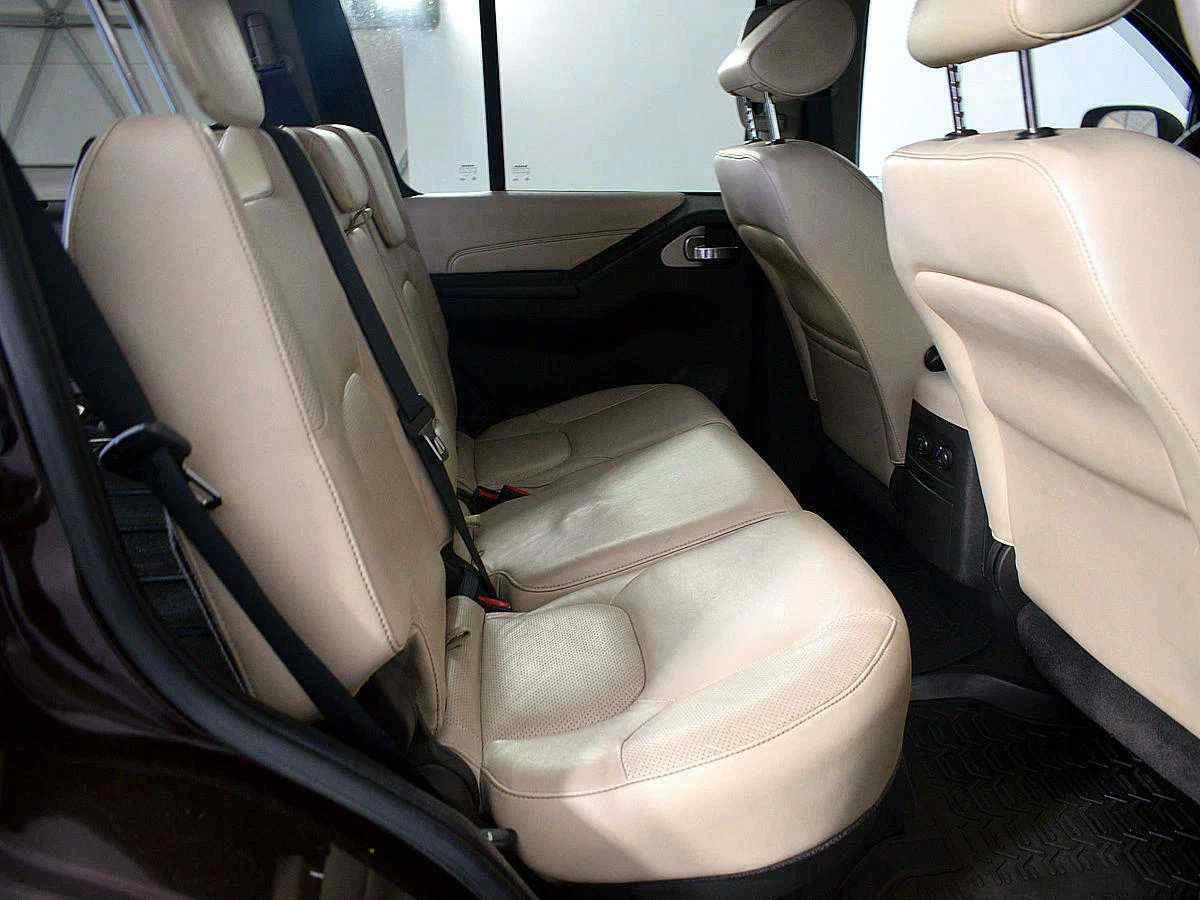 Nissan Pathfinder, Фиолетовый, 2011, Автоматическая, 231 л.с., цена от 995 000 руб.