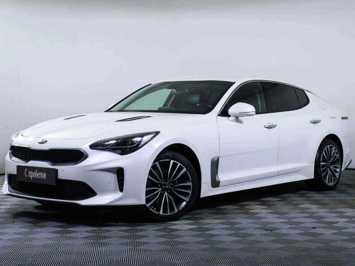 KIA Stinger, Белый, 2018, Автоматическая, 247 л.с., цена от 1 885 000 руб.