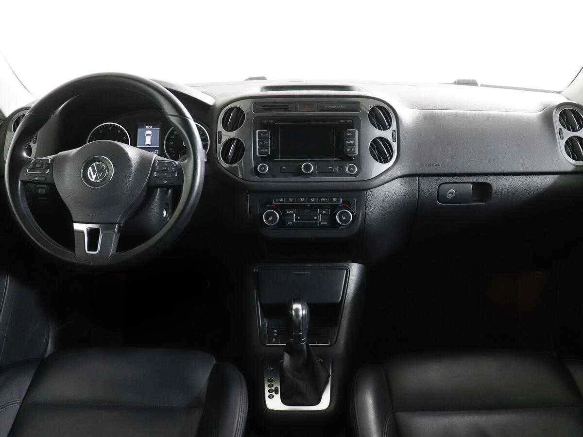 Volkswagen Tiguan, Черный, 2011, Автоматическая, 170 л.с., цена от 550 000 руб.