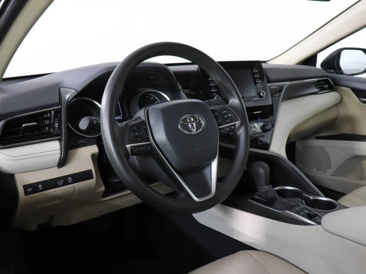 TOYOTA CAMRY, Серый, 2022, Вариатор, 178 л.с., цена от 1 944 000 руб.