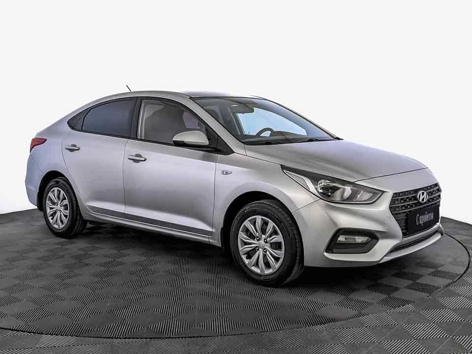 HYUNDAI SOLARIS, Серебряный, 2018, Автоматическая, 99 л.с., цена от 888 000 руб.