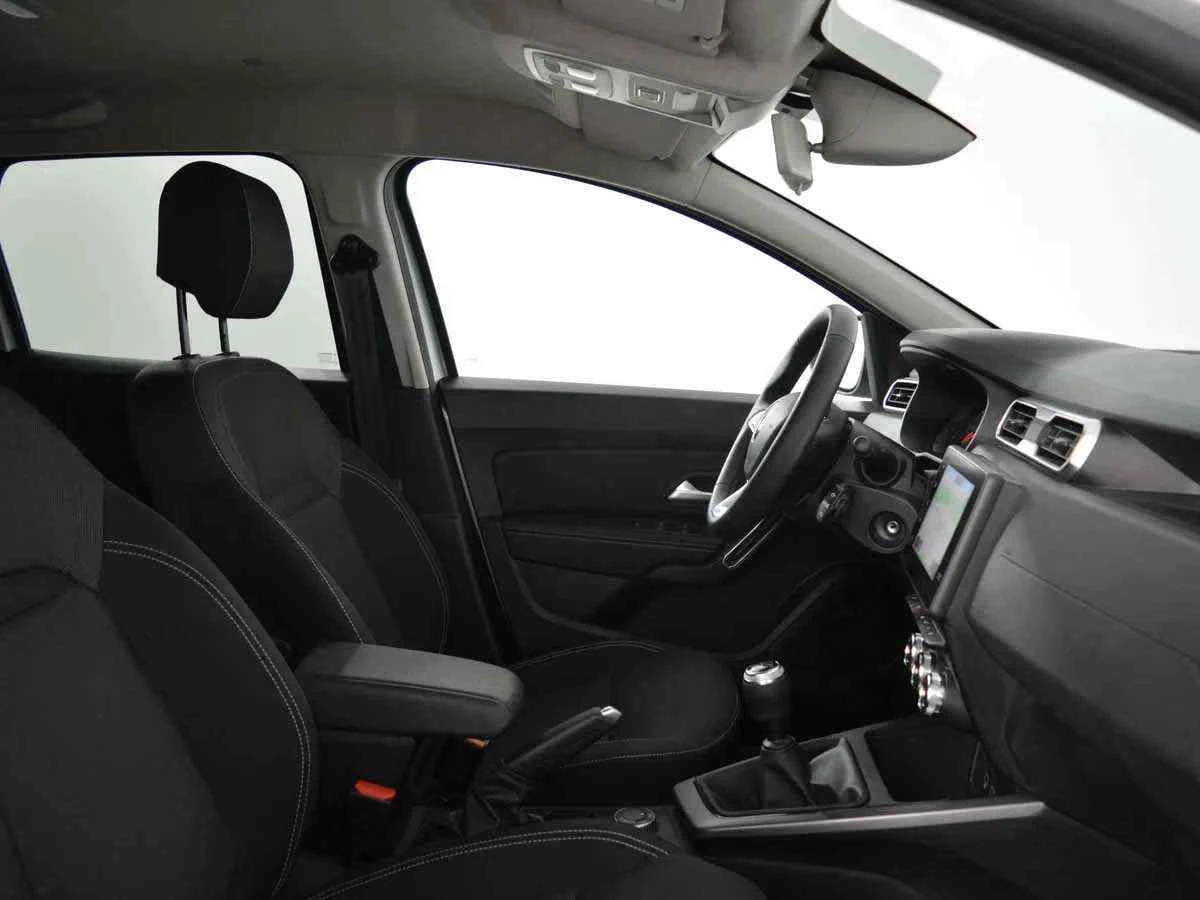 Renault Duster, Серый, 2021, Механическая, 109 л.с., цена от 2 018 000 руб.
