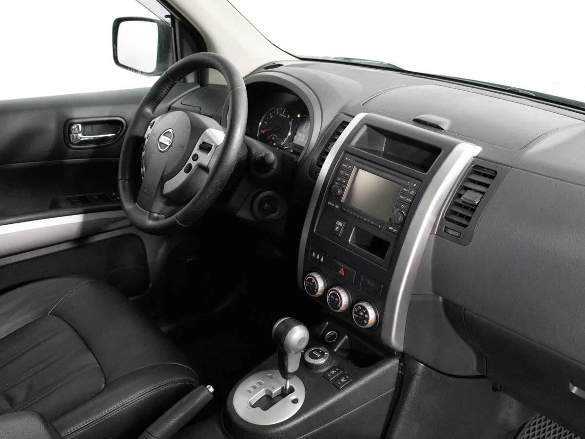 Nissan X-Trail, Белый, 2013, Вариатор, 169 л.с., цена от 759 000 руб.
