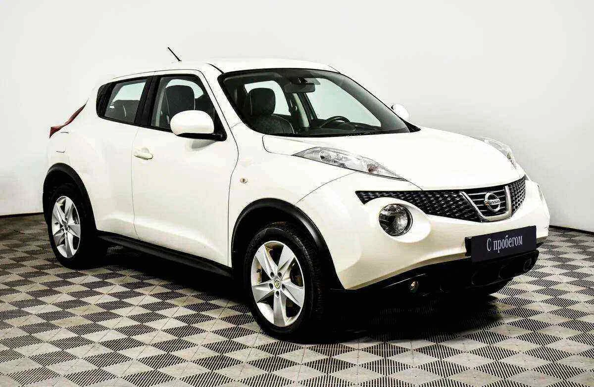 Nissan Juke, Белый, 2014, Вариатор, 117 л.с., цена от 477 700 руб.