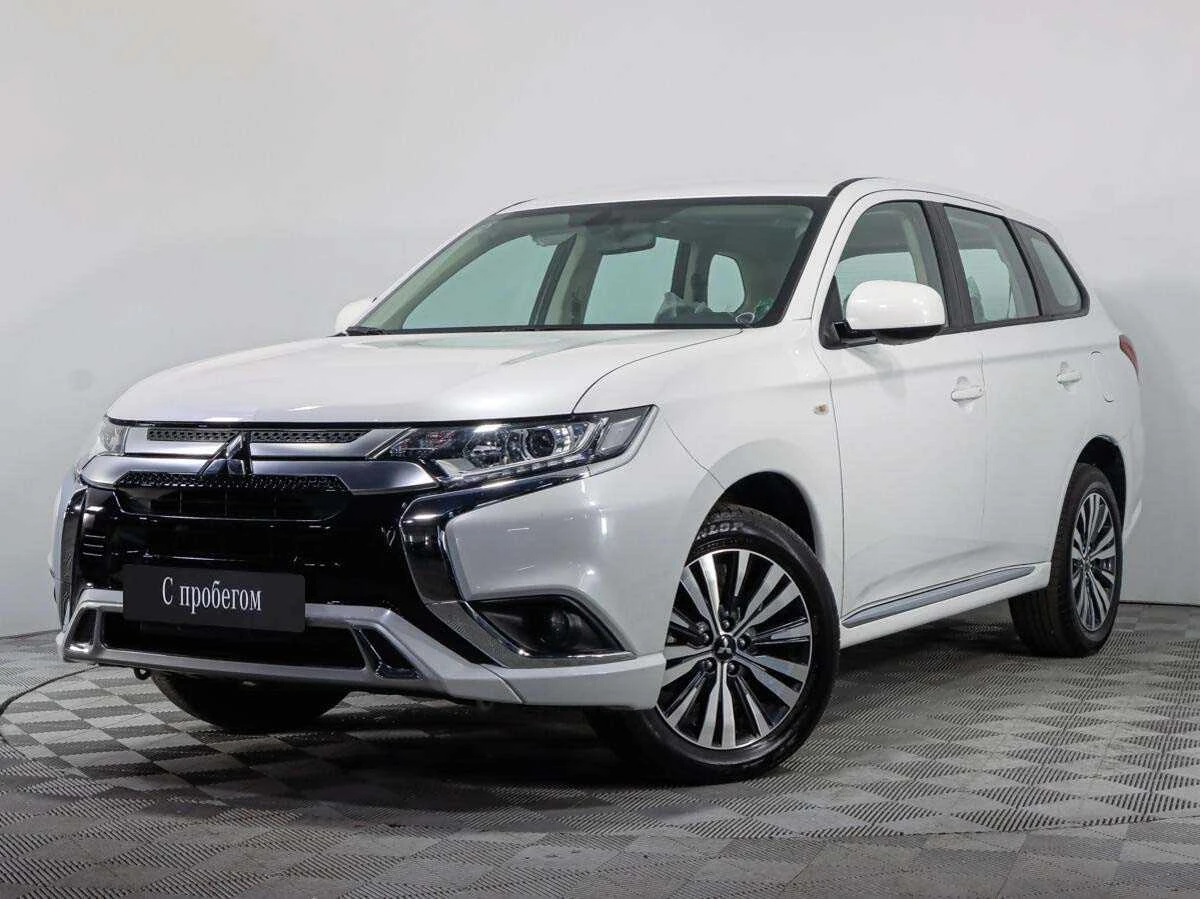 MITSUBISHI OUTLANDER, Белый, 2022, Вариатор, 146 л.с., цена от 2 028 800 руб.