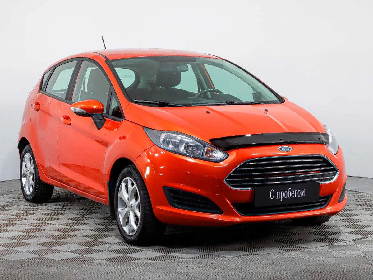 FORD FIESTA, Красный, 2016, Робот, 105 л.с., цена от 592 000 руб.