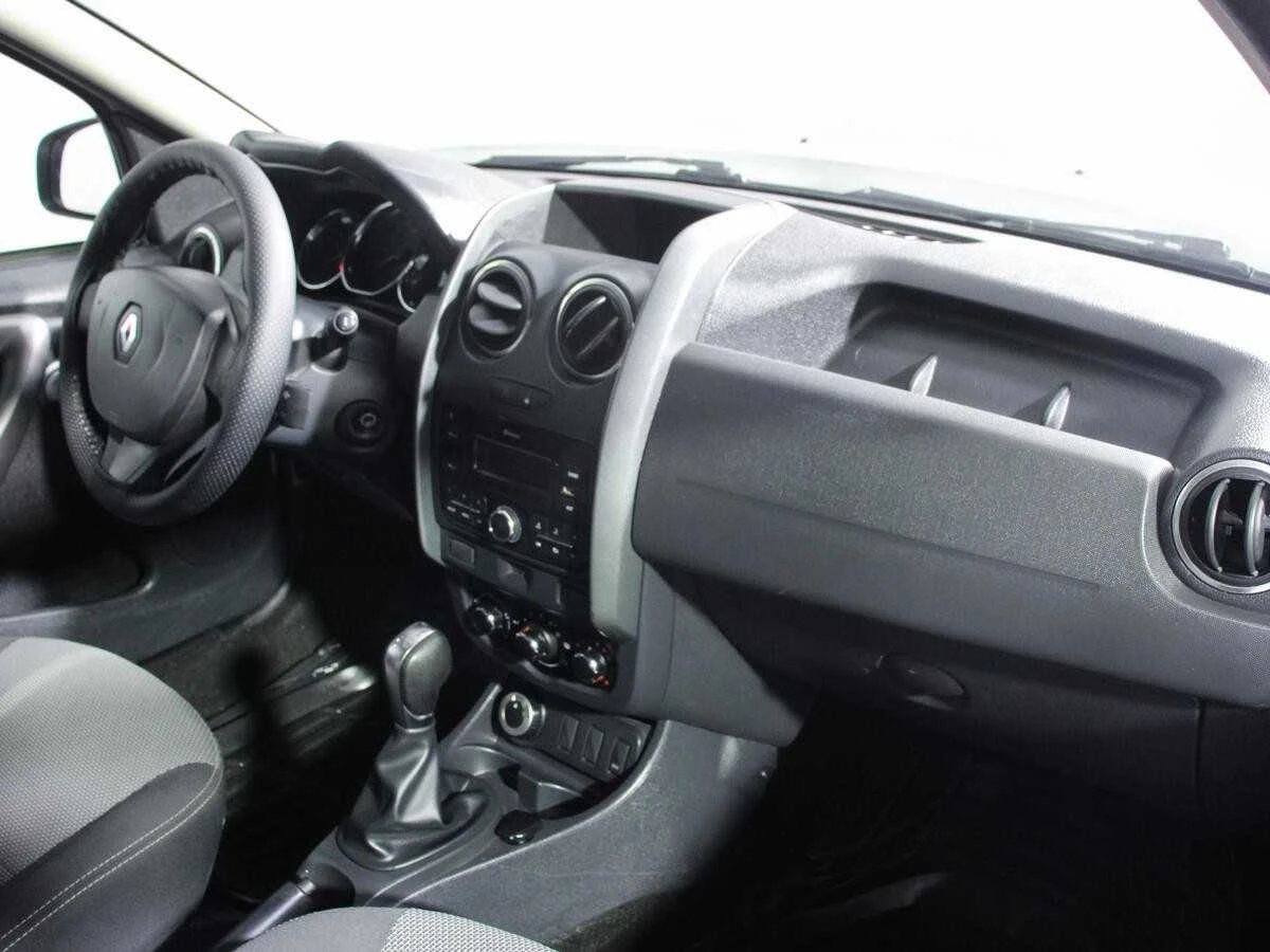 RENAULT DUSTER, Белый, 2018, Автоматическая, 143 л.с., цена от 828 800 руб.