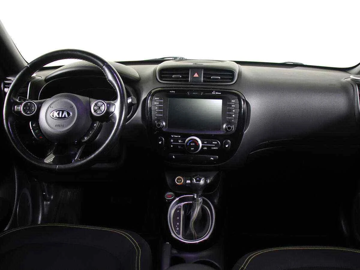 KIA Soul, Белый, 2016, Автоматическая, 128 л.с., цена от 894 000 руб.