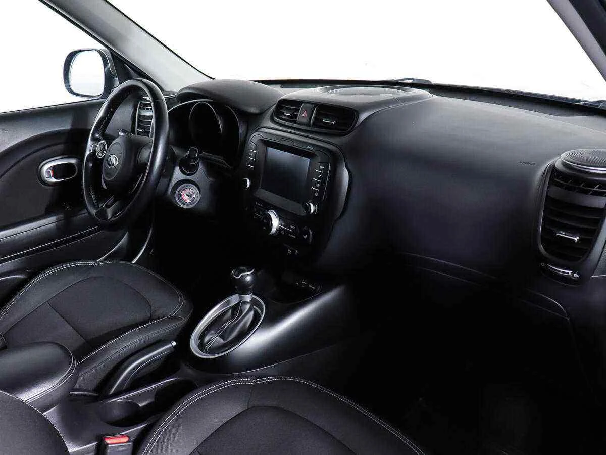 KIA Soul, Серый, 2016, Автоматическая, 128 л.с., цена от 890 000 руб.