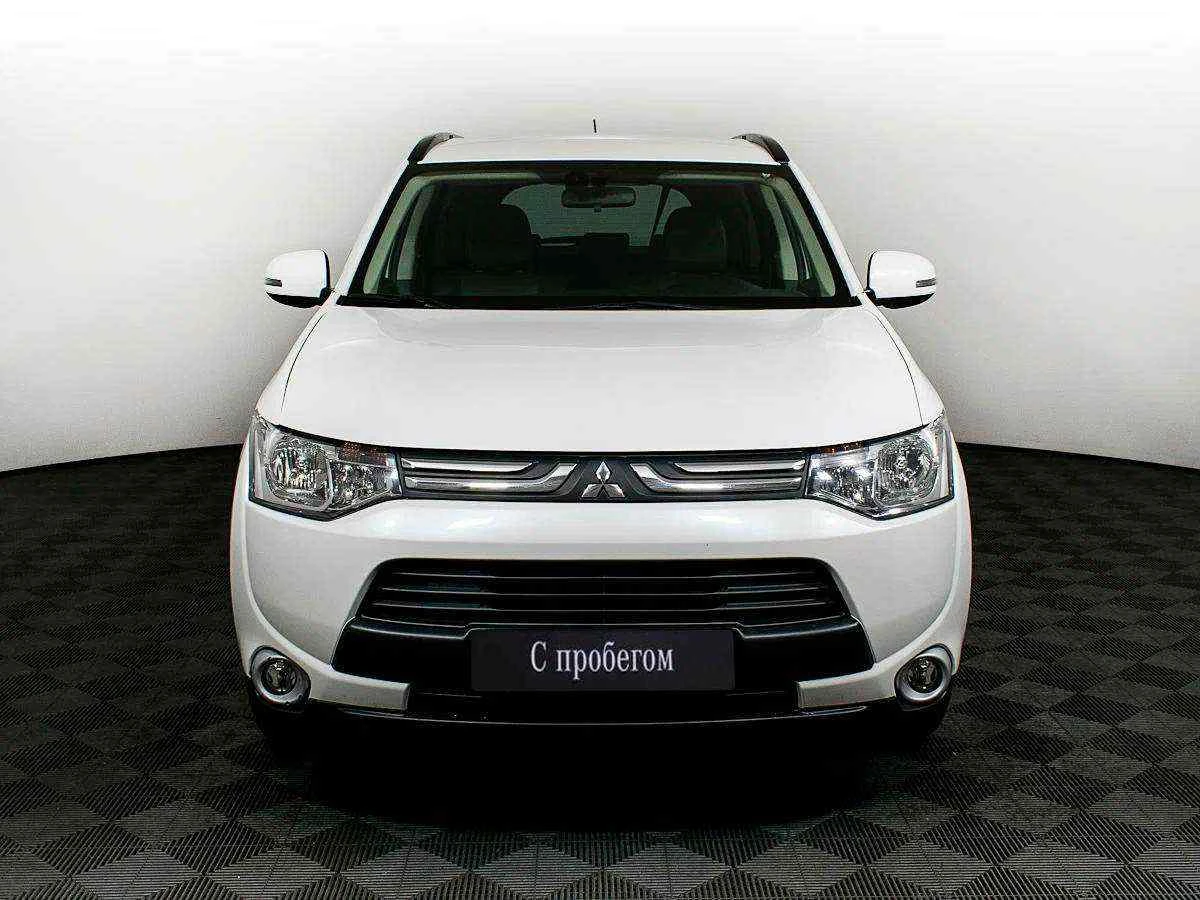 Mitsubishi Outlander, Белый, 2012, Вариатор, 167 л.с., цена от 874 000 руб.