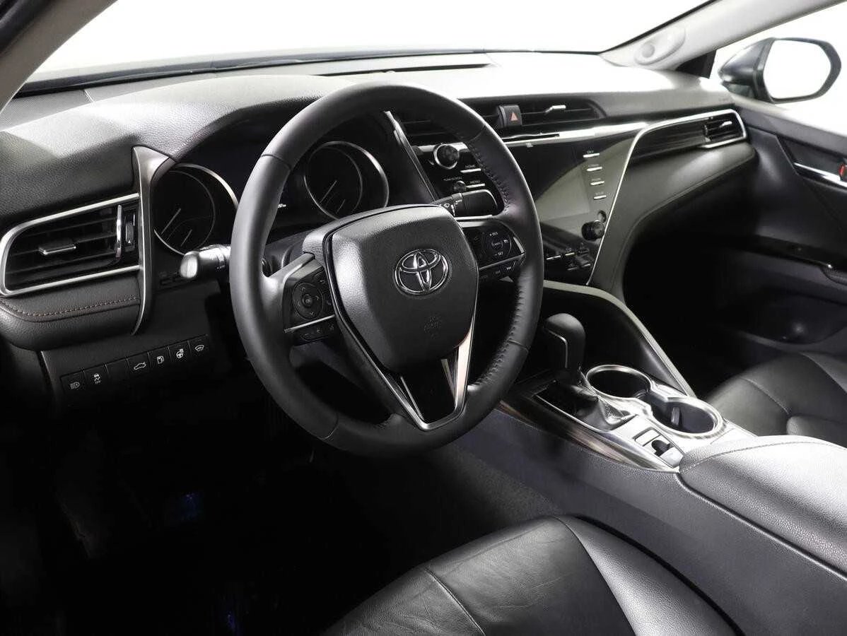 TOYOTA CAMRY, Черный, 2018, Автоматическая, 249 л.с., цена от 1 904 000 руб.