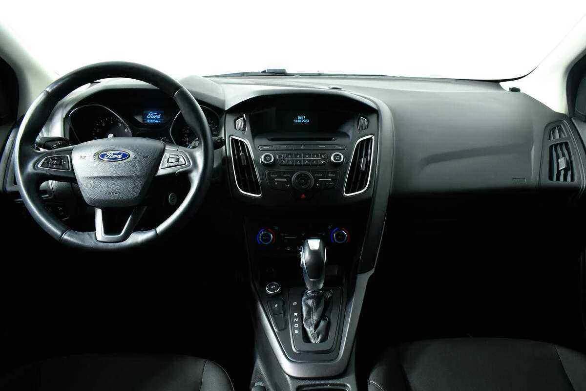 Ford Focus, Белый, 2016, Робот, 105 л.с., цена от 686 000 руб.