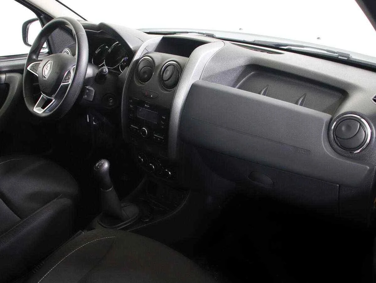 Renault Duster, Белый, 2015, Механическая, 114 л.с., цена от 896 000 руб.