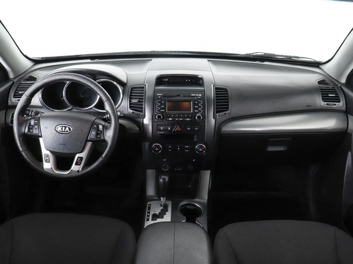 KIA Sorento, Серебряный, 2012, Автоматическая, 175 л.с., цена от 842 000 руб.