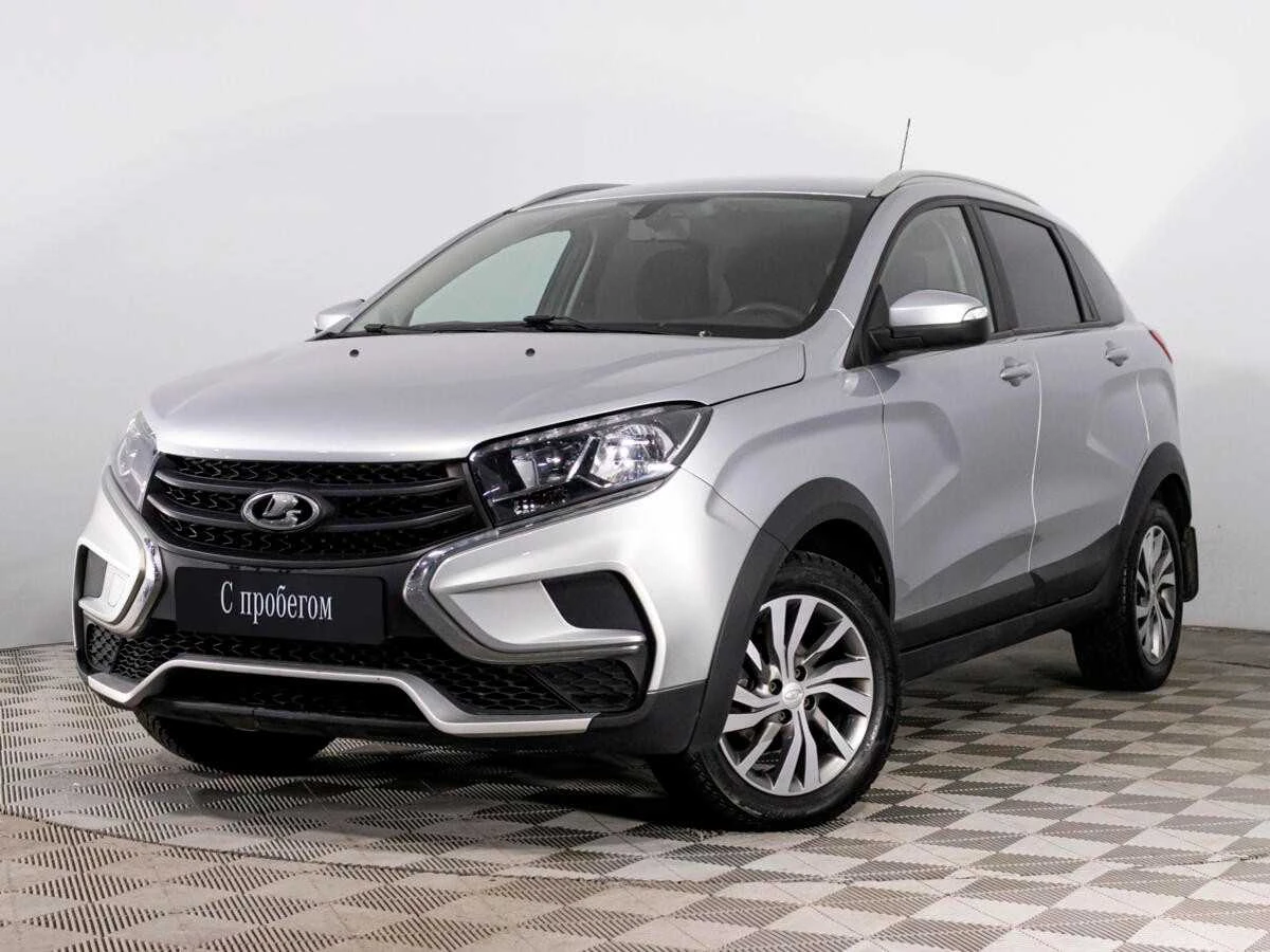 LADA XRAY, Серебряный, 2021, Механическая, 106 л.с., цена от 816 000 руб.
