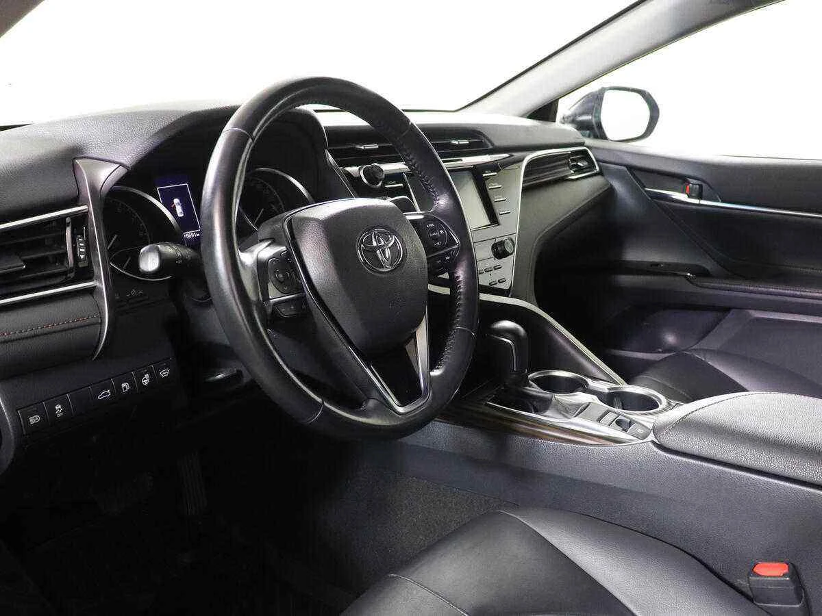 Toyota Camry, Черный, 2018, Автоматическая, 181 л.с., цена от 2 270 000 руб.