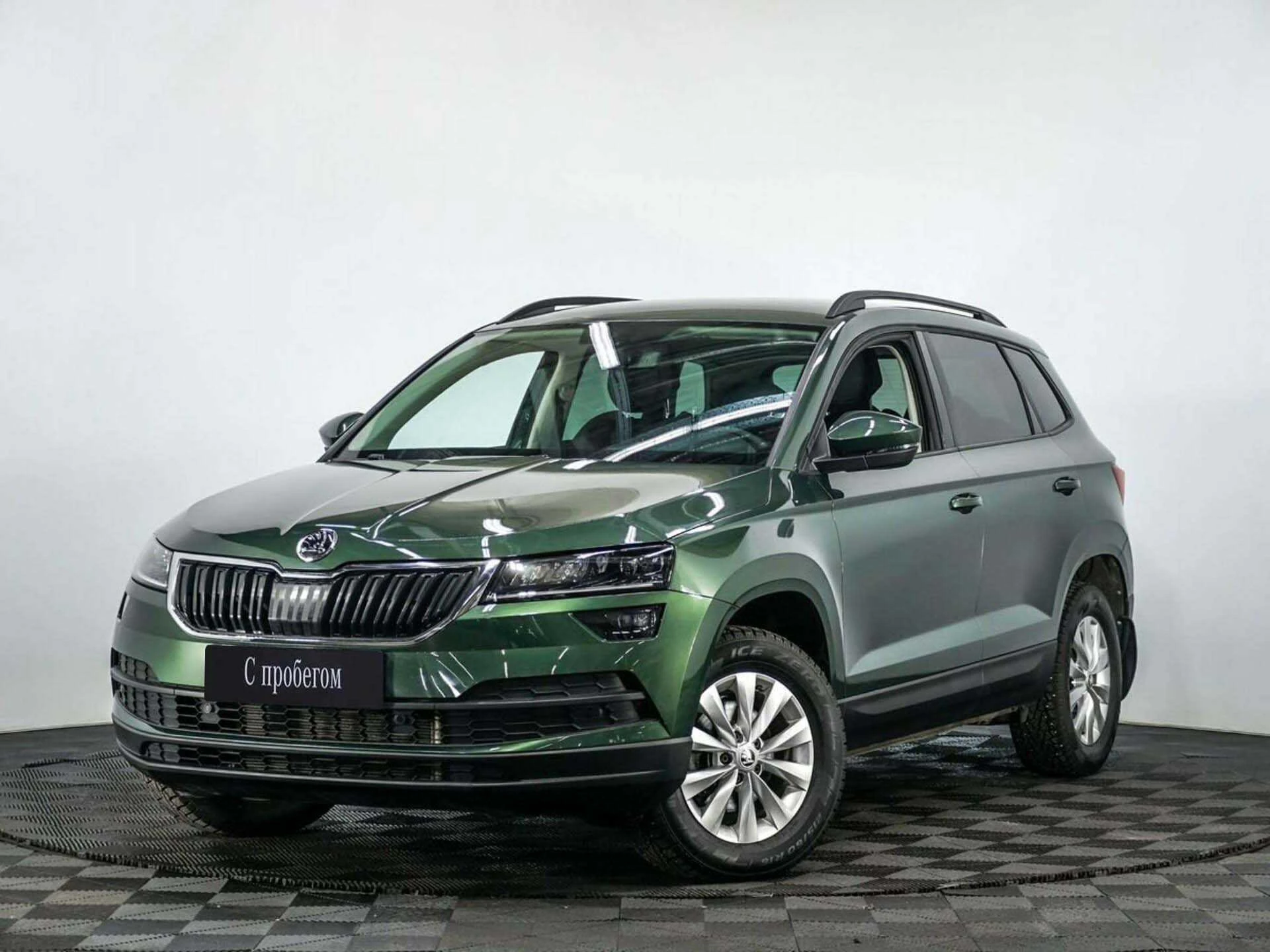 SKODA KAROQ, Зеленый, 2021, Робот, 150 л.с., цена от 1 574 400 руб.