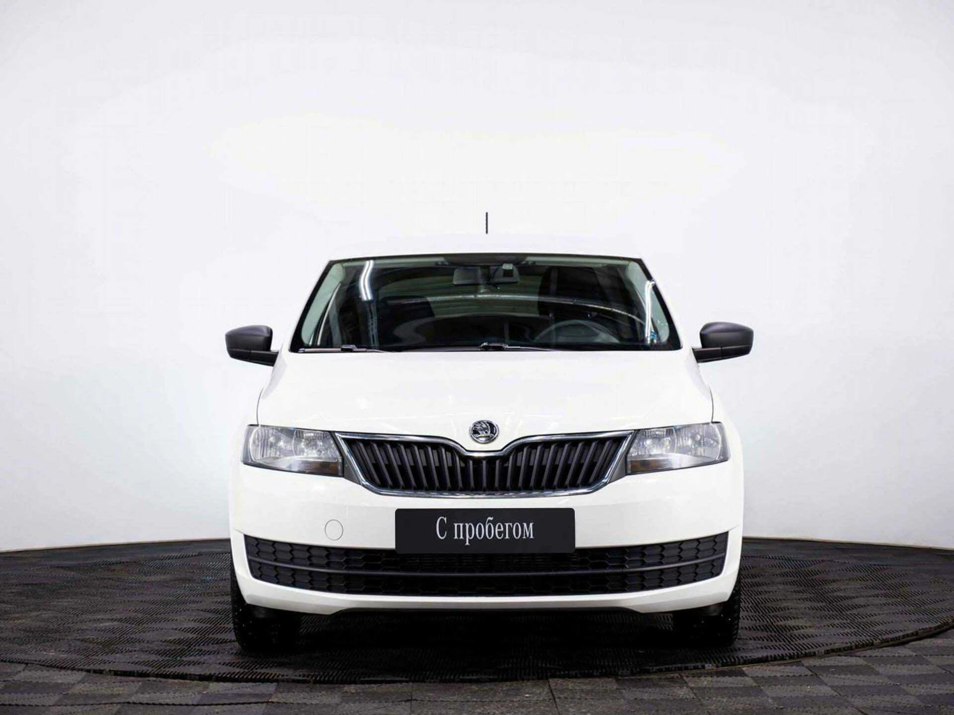 SKODA RAPID, Белый, 2015, Автоматическая, 105 л.с., цена от 678 400 руб.