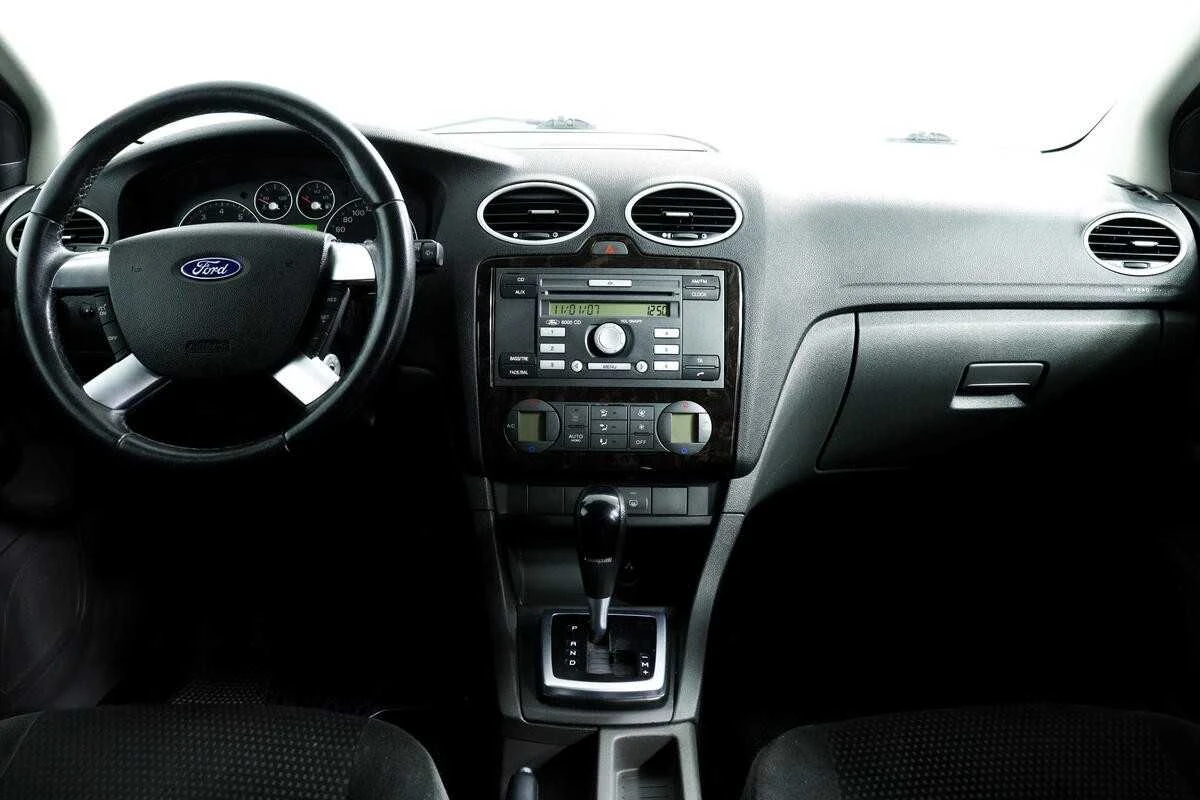 FORD FOCUS, Серебряный, 2007, Автоматическая, 145 л.с., цена от 432 000 руб.