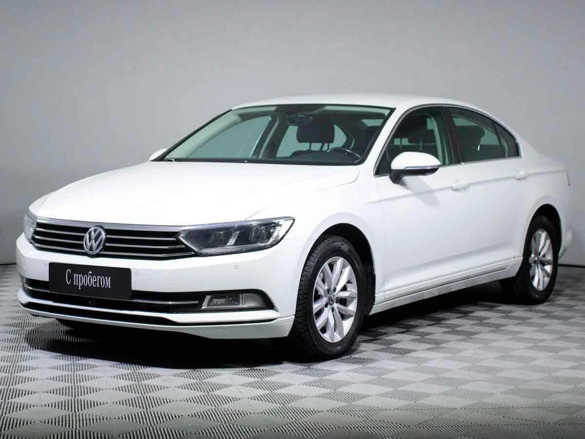 VOLKSWAGEN PASSAT, Белый, 2018, Робот, 150 л.с., цена от 1 216 000 руб.