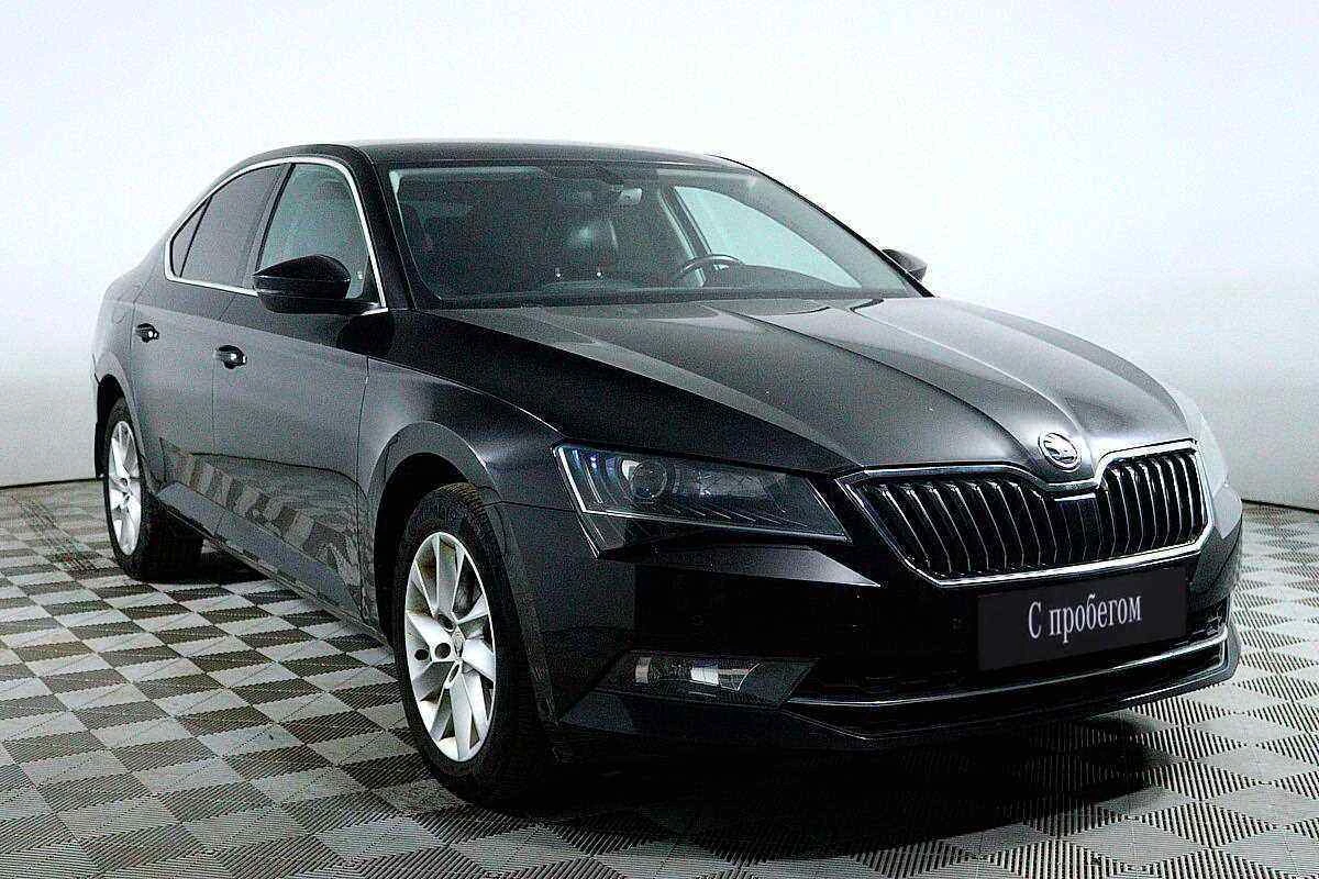 Skoda Superb, Черный, 2017, Робот, 180 л.с., цена от 1 200 000 руб.