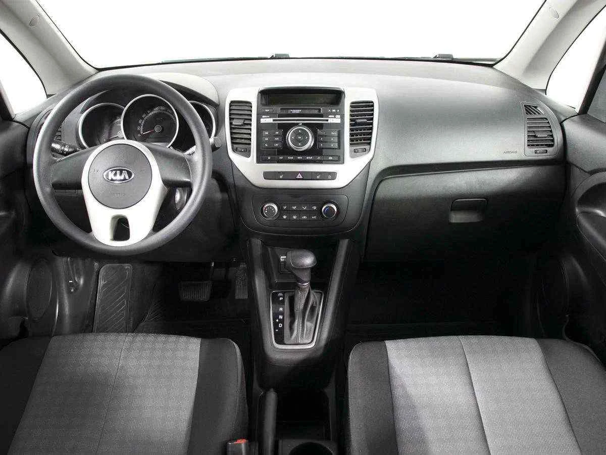KIA Venga, Серый, 2015, Автоматическая, 124 л.с., цена от 568 000 руб.