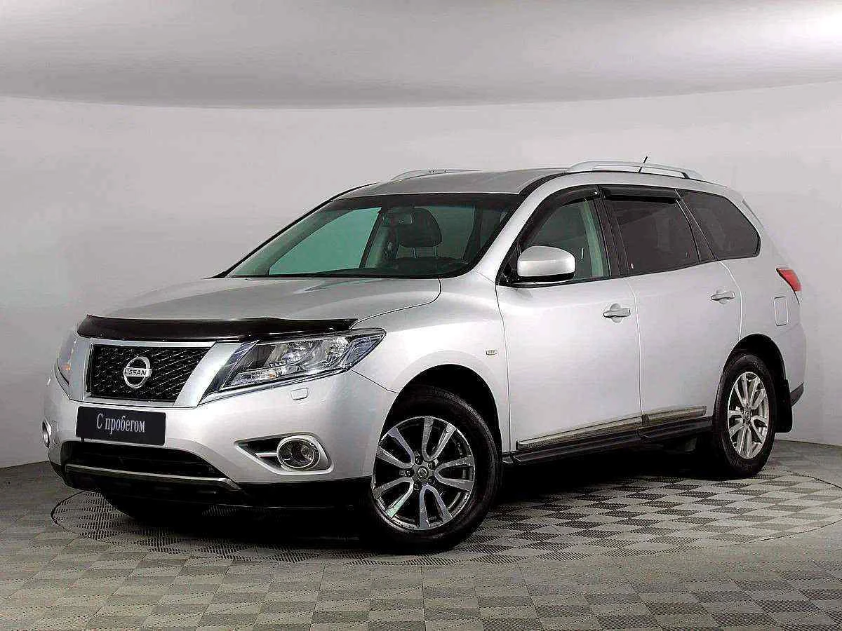 Nissan Pathfinder, Серебряный, 2014, Вариатор, 249 л.с., цена от 1 363 000 руб.