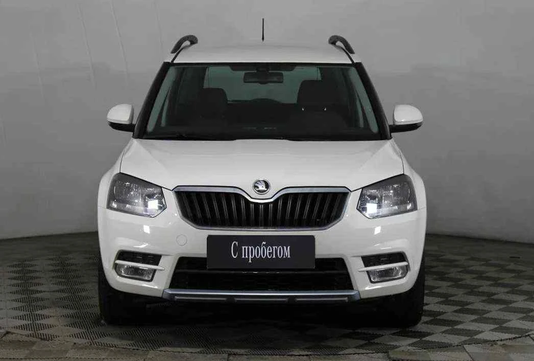 Skoda Yeti, Белый, 2014, Механическая, 110 л.с., цена от 516 000 руб.