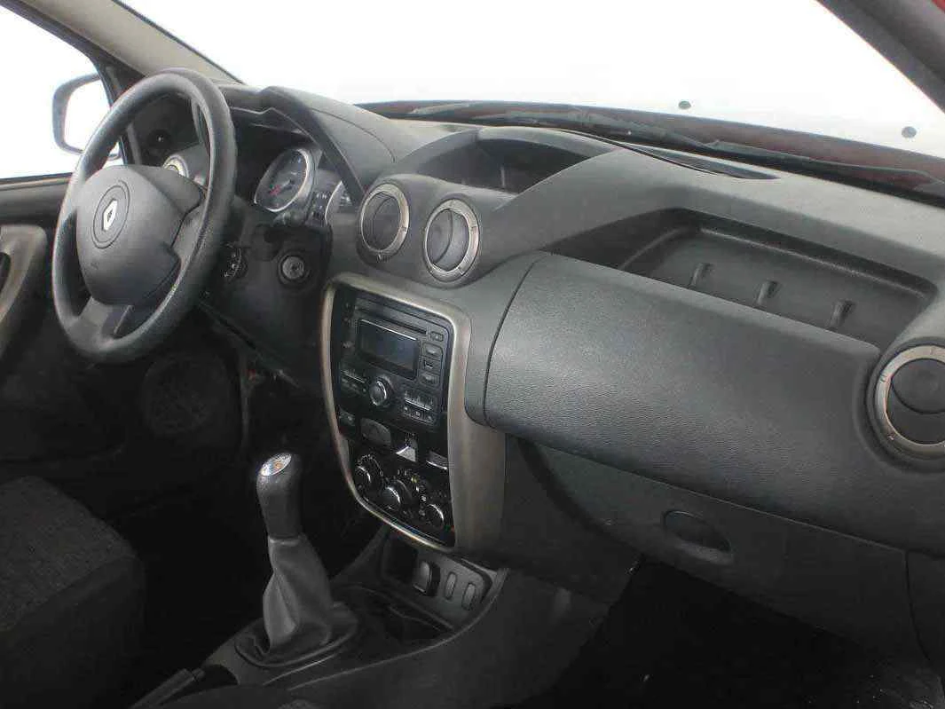 Renault Duster, Красный, 2014, Механическая, 102 л.с., цена от 841 000 руб.