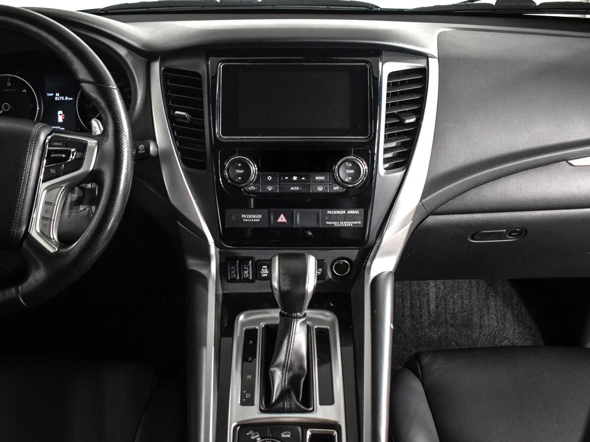 Mitsubishi Pajero Sport, Черный, 2018, Автоматическая, 181 л.с., цена от 2 455 100 руб.
