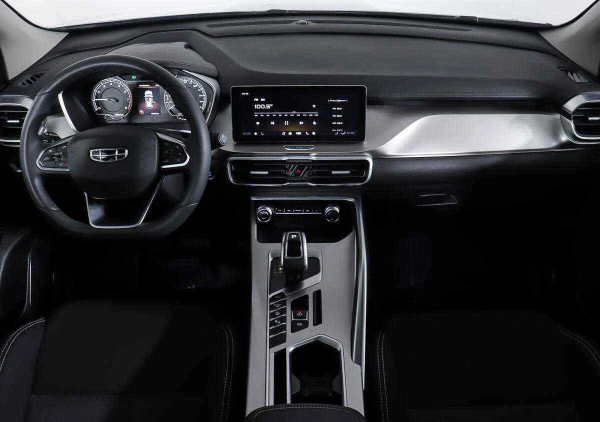Geely Coolray, Серебряный, 2021, Робот, 150 л.с., цена от 1 511 000 руб.