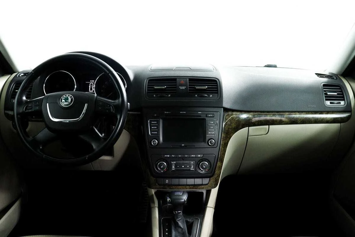 SKODA YETI, Синий, 2012, Робот, 105 л.с., цена от 755 200 руб.