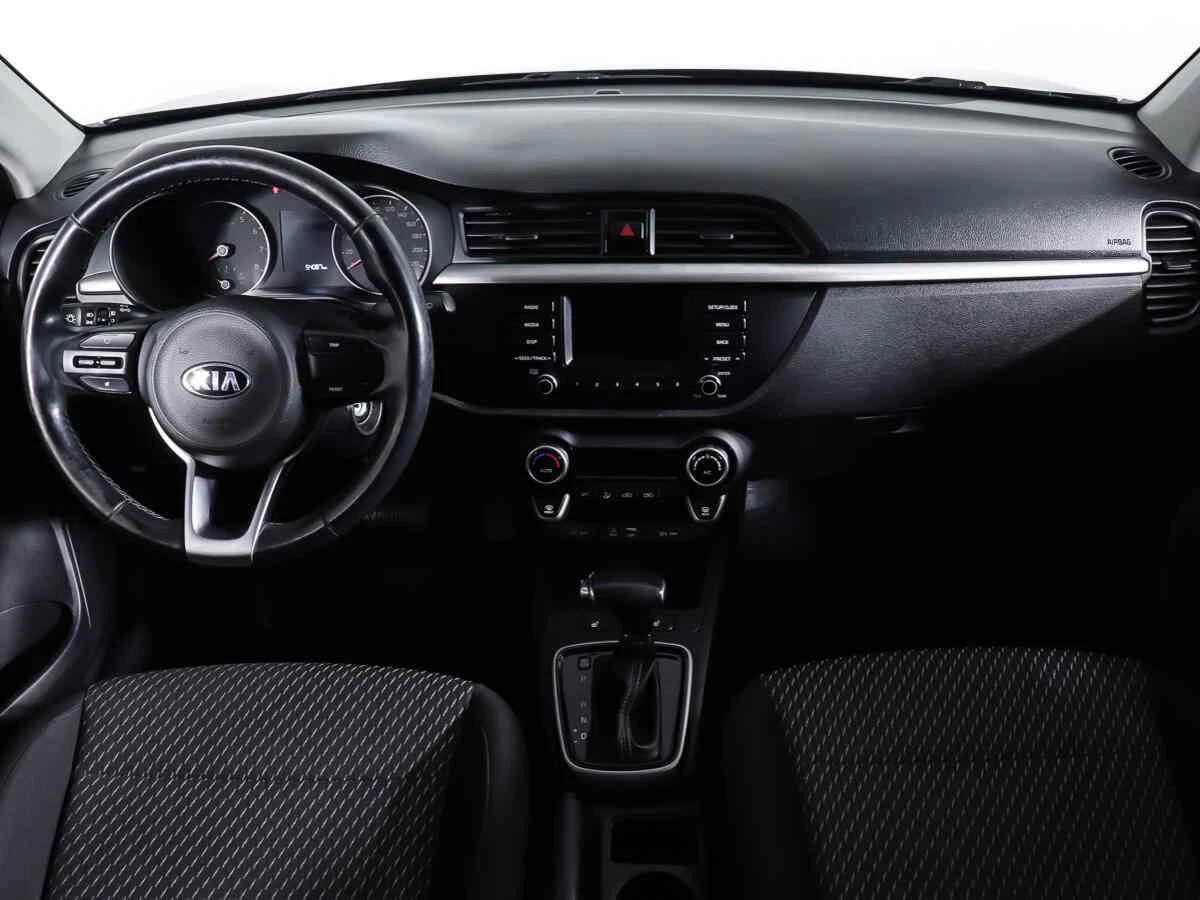 KIA Rio, Черный, 2018, Автоматическая, 123 л.с., цена от 800 000 руб.