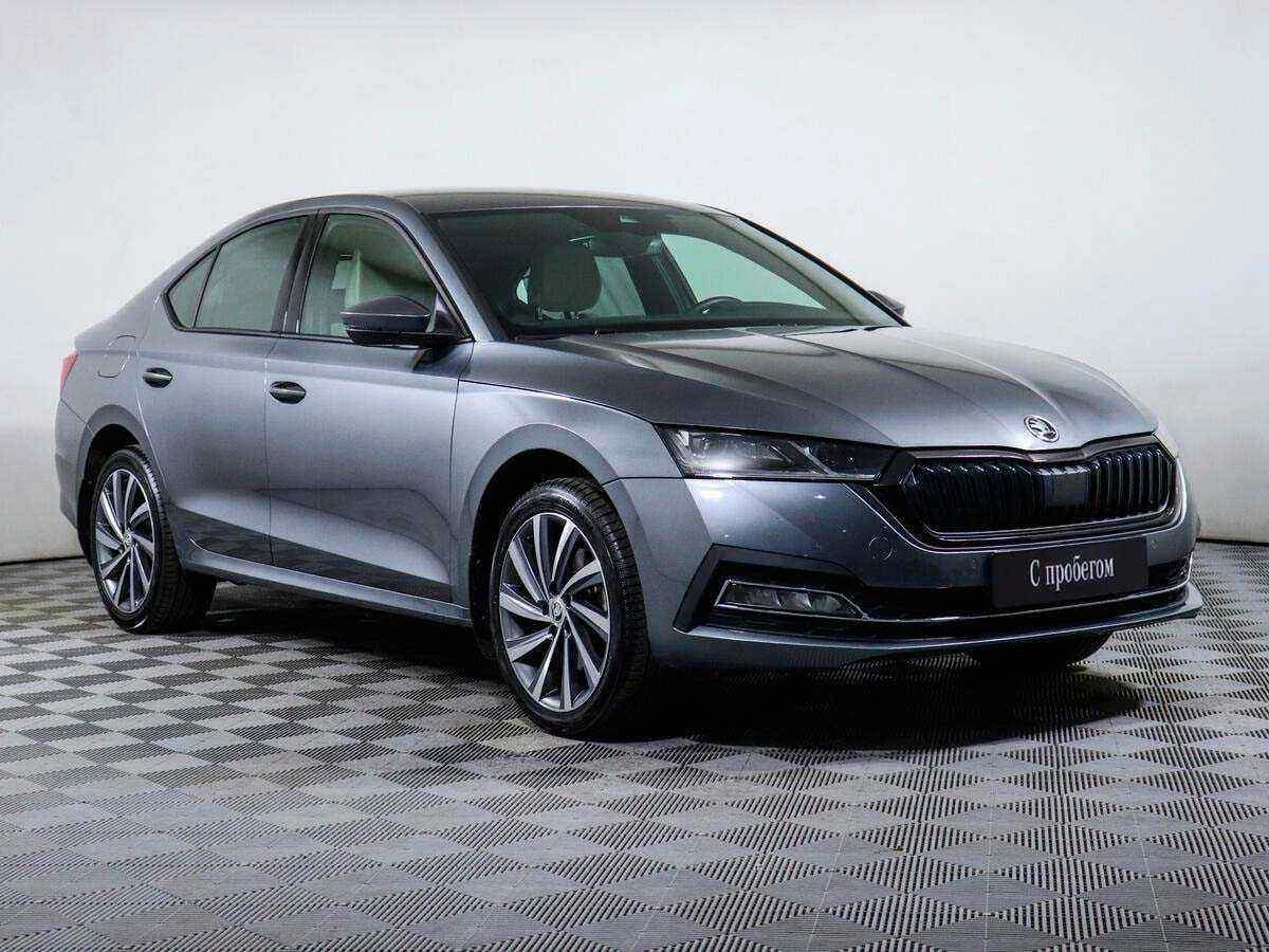 Skoda Octavia, Серый, 2022, Робот, 150 л.с., цена от 2 490 000 руб.