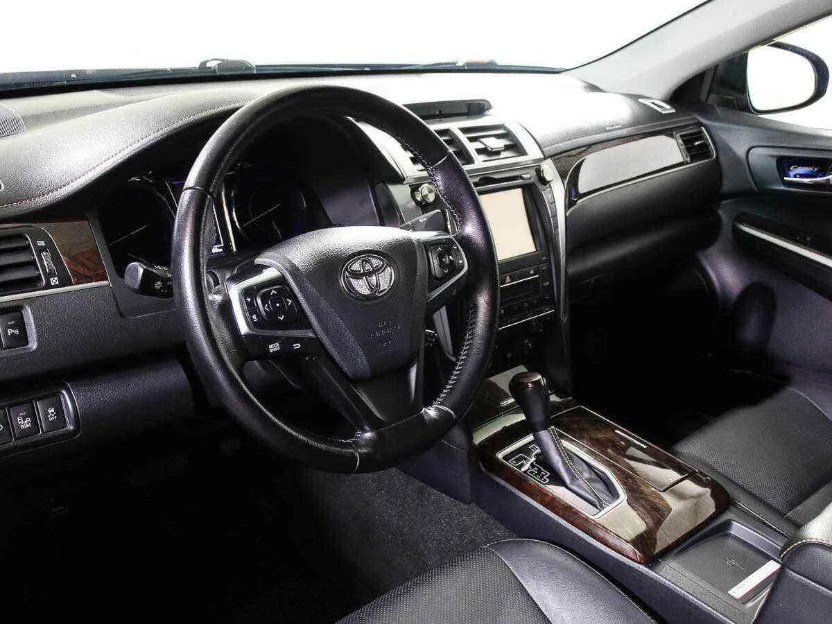 Toyota Camry, Серый, 2017, Автоматическая, 249 л.с., цена от 1 585 000 руб.
