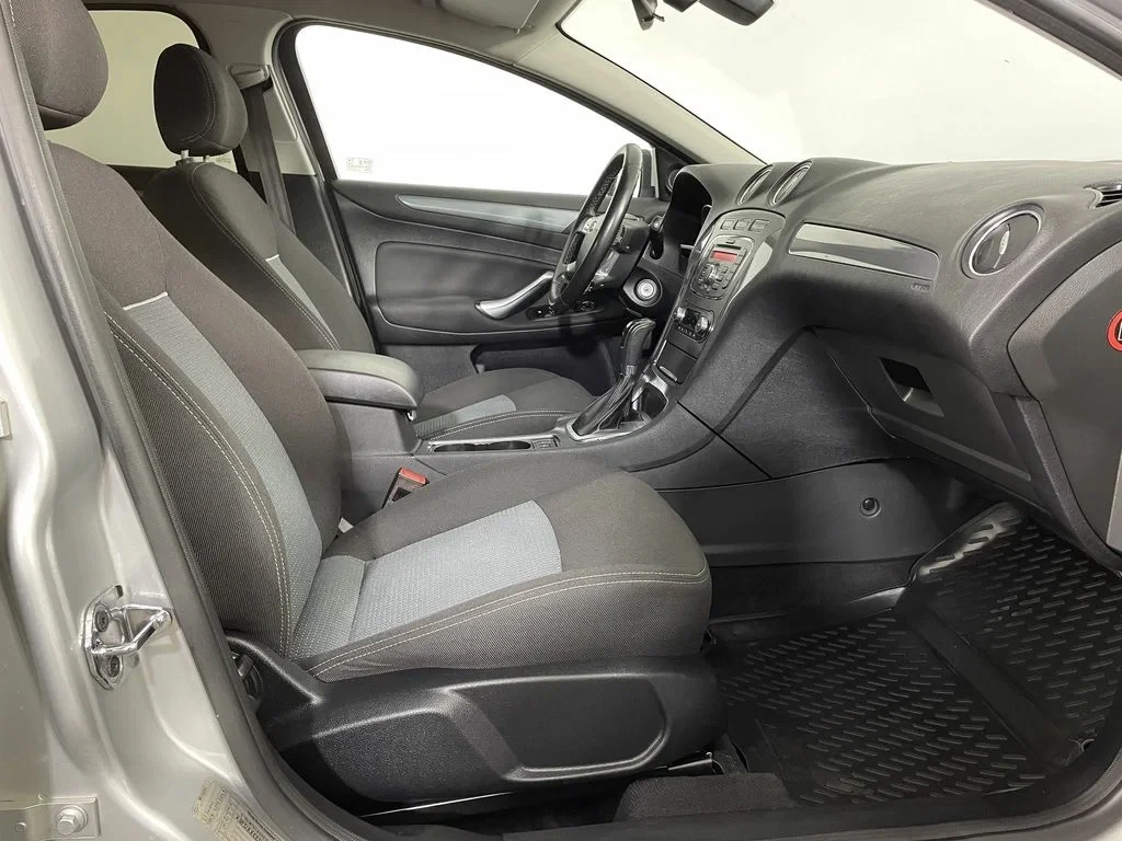 Ford Mondeo, Серебряный, 2013, Автоматическая, 161 л.с., цена от 595 000 руб.