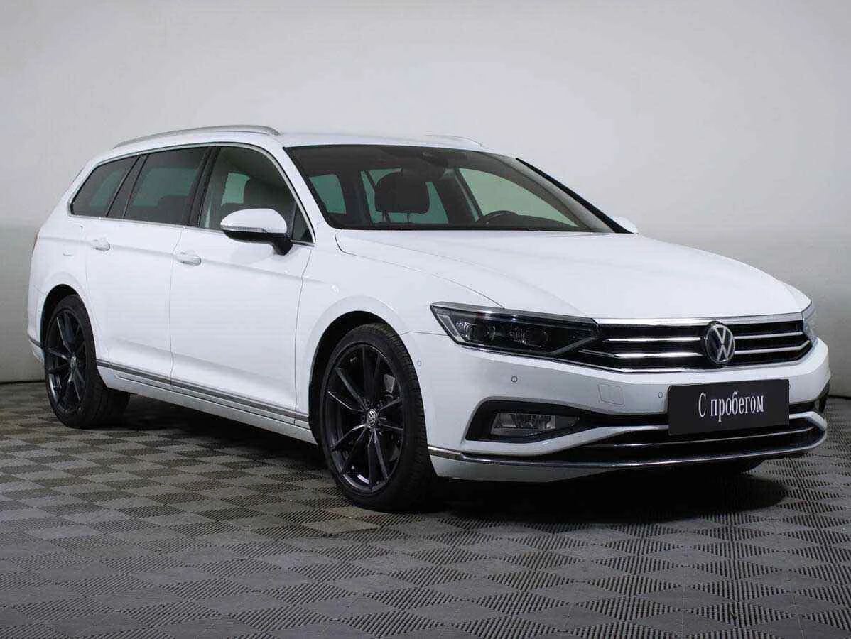 Volkswagen Passat, Белый, 2019, Робот, 190 л.с., цена от 1 580 000 руб.