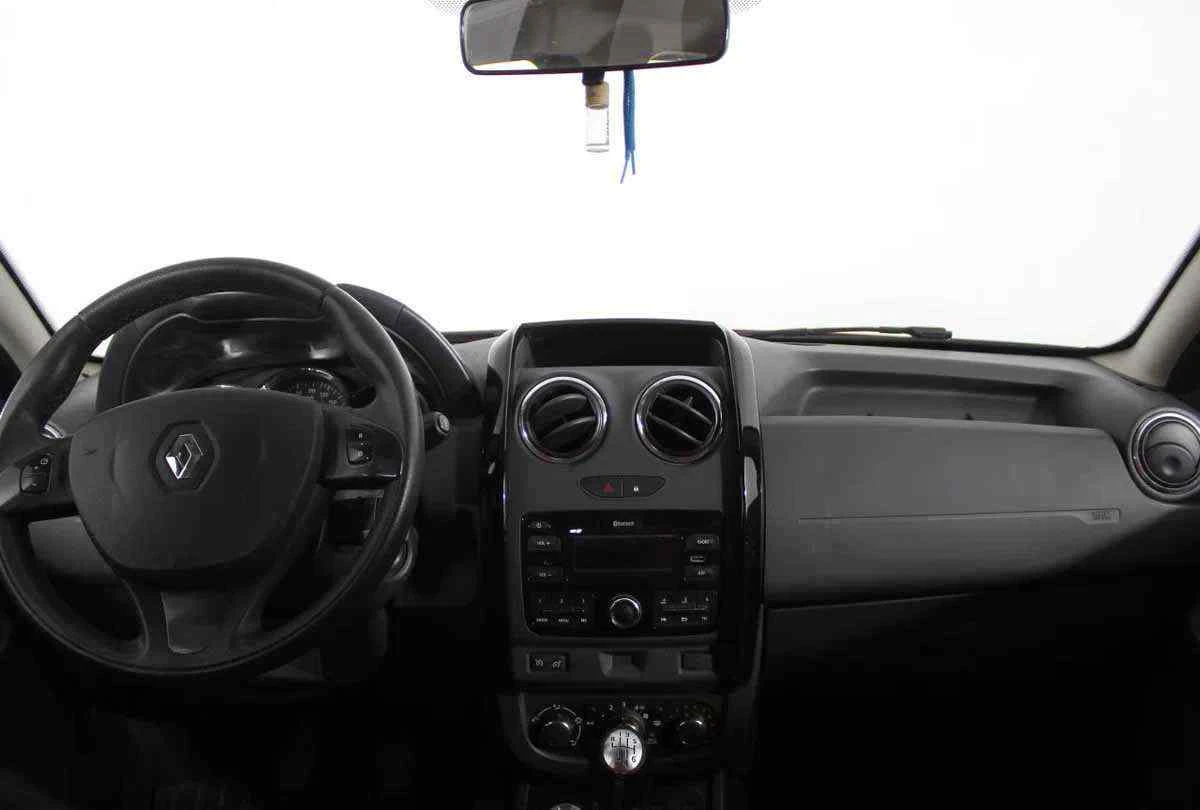 Renault Duster, Оранжевый, 2018, Механическая, 109 л.с., цена от 1 208 100 руб.