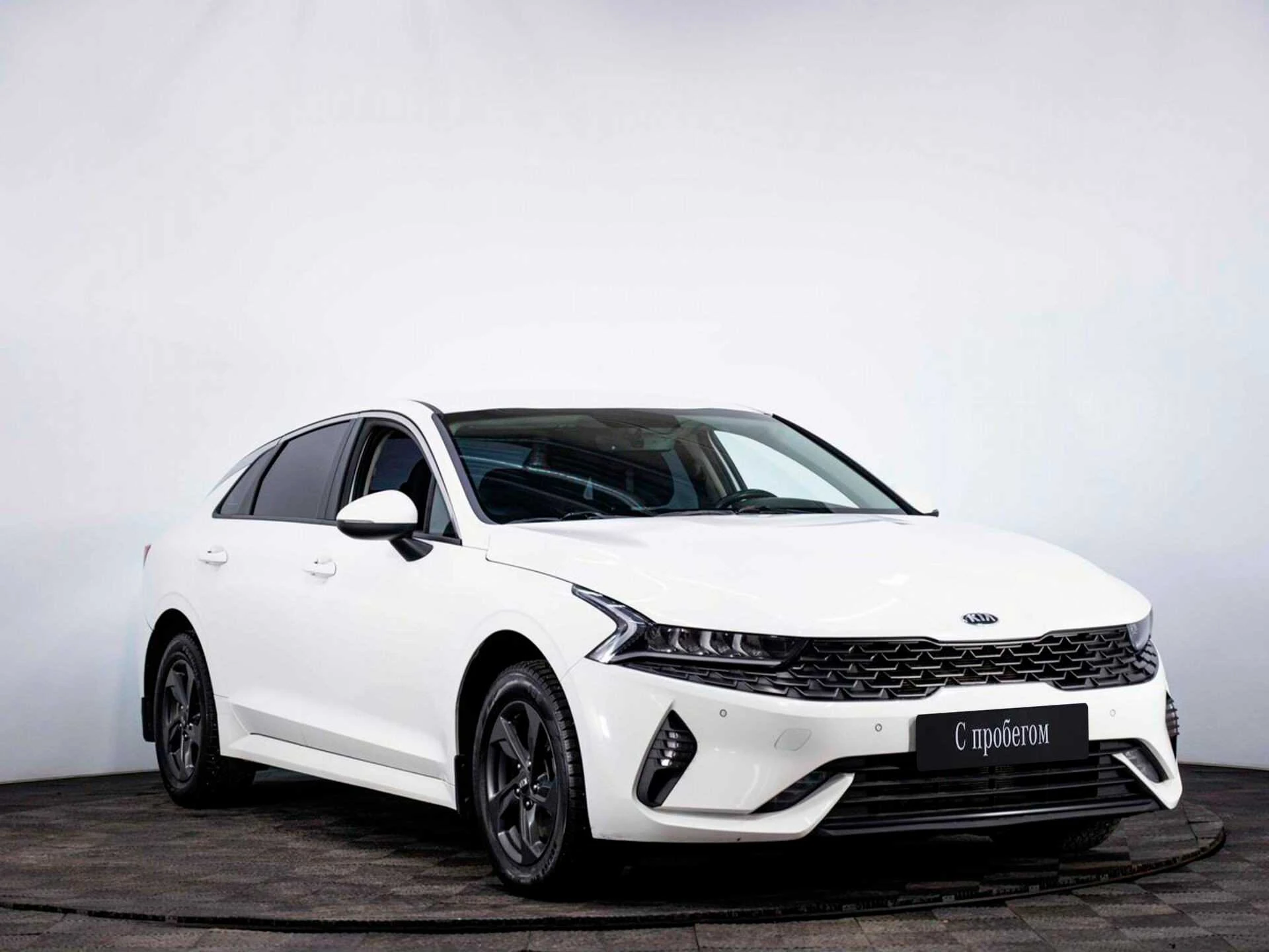 KIA K5, Белый, 2021, Автоматическая, 150 л.с., цена от 1 440 000 руб.
